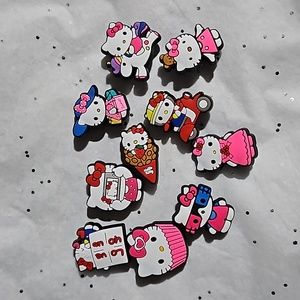 Hello Kitty 🎁 Croc Charms set of 10